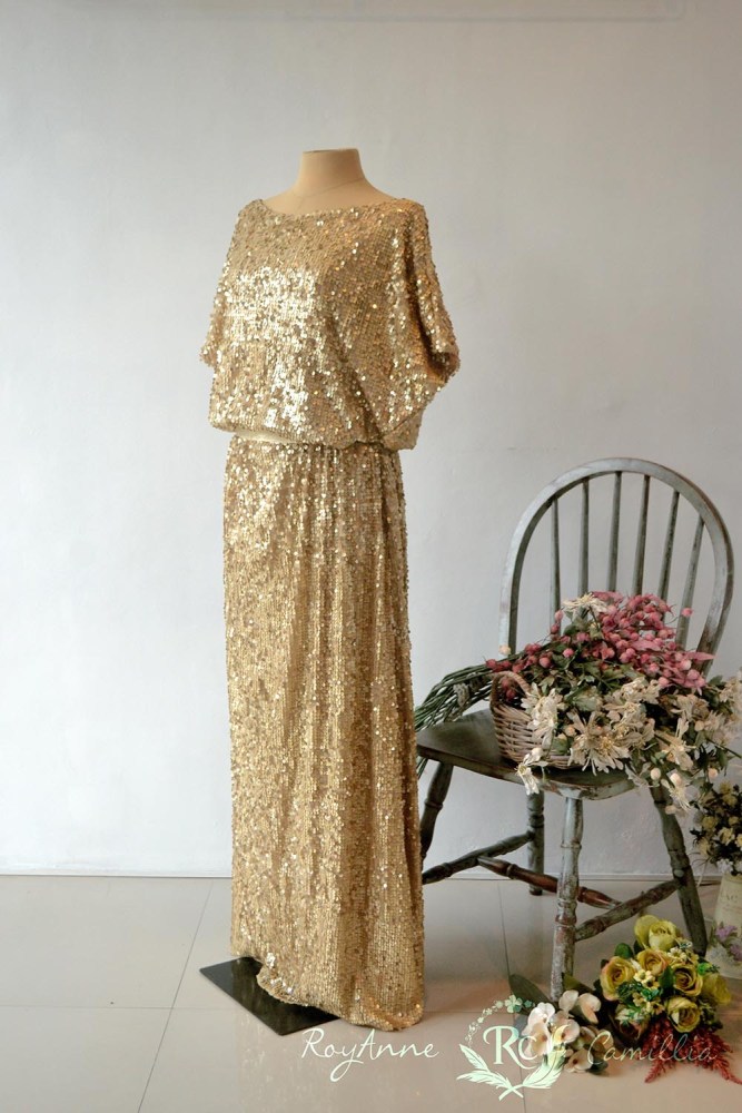 utm gown rental